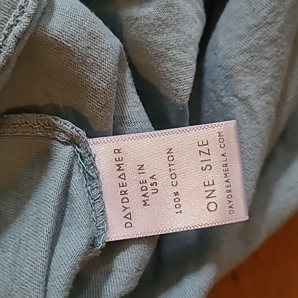 Daydreamer Pink Floyd Graphic T-Shirt - Picture 5 of 5